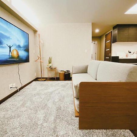 Cherry Blooming Tokyo- All Suite Boutique Hotel 东京伊樱里-中央区全套房艺术酒店 Exterior photo